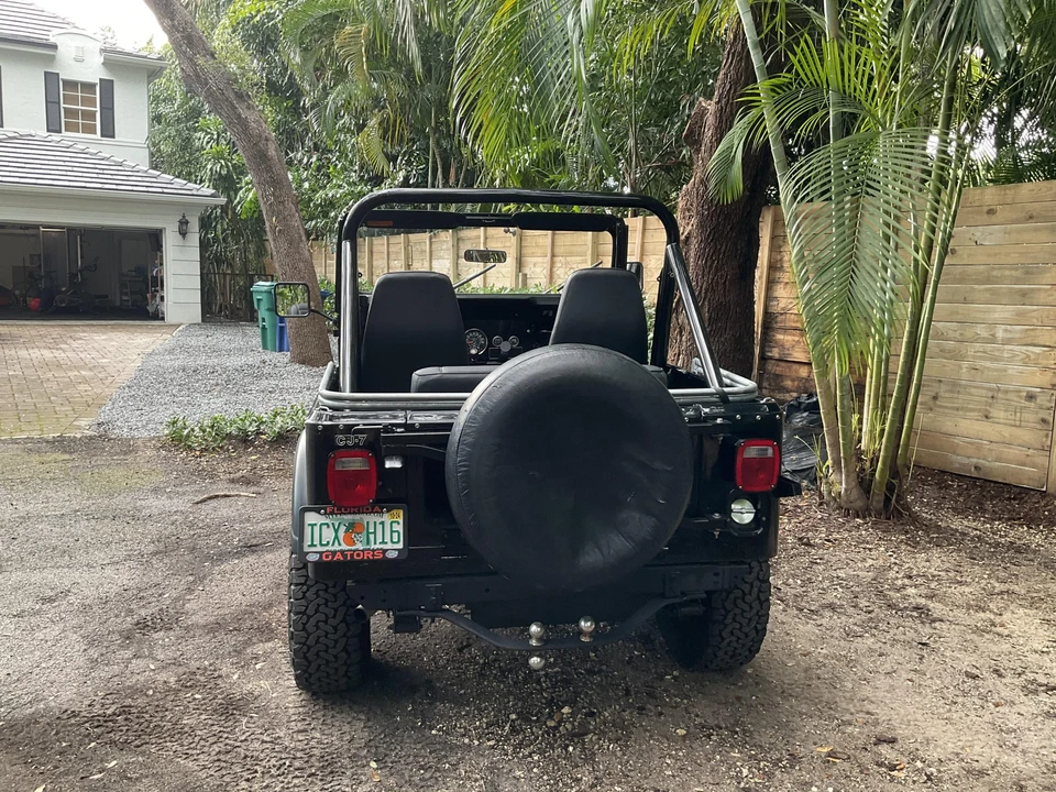 1986 Jeep CJ7 - Image 10 of 31