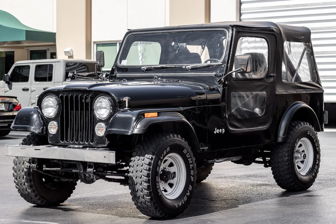 1986 Jeep CJ7 - Image 2 of 31