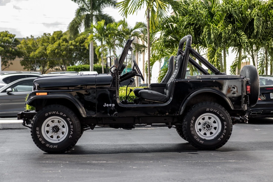1986 Jeep CJ7 - Image 11 of 31