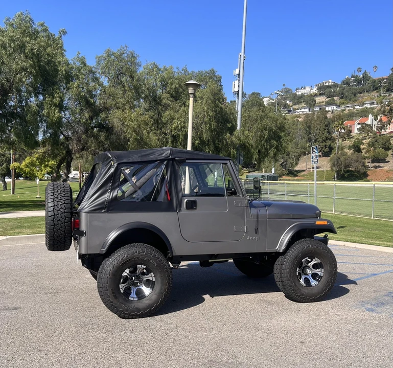 1986 Jeep CJ7 - Image 5 of 31
