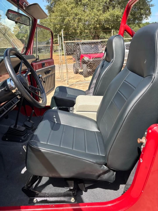1986 Jeep CJ7 - Image 9 of 19