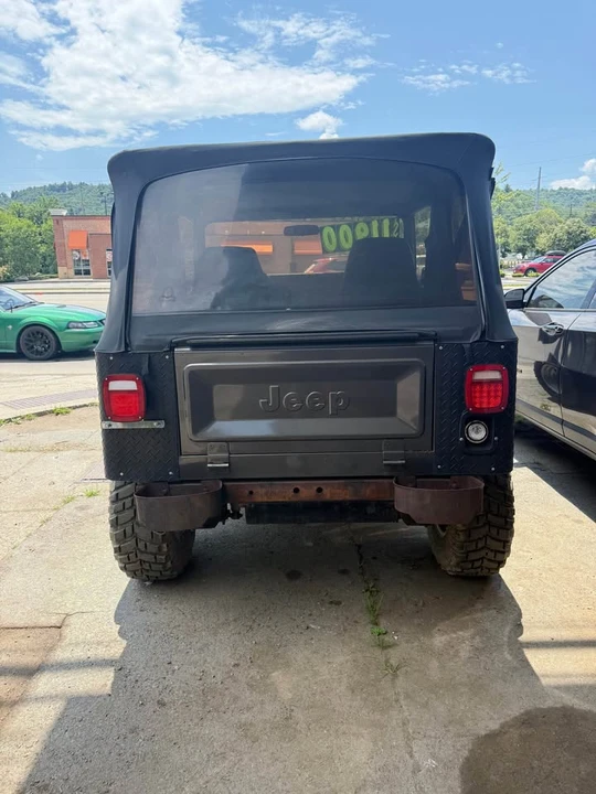 1986 Jeep CJ7 - Image 2 of 4
