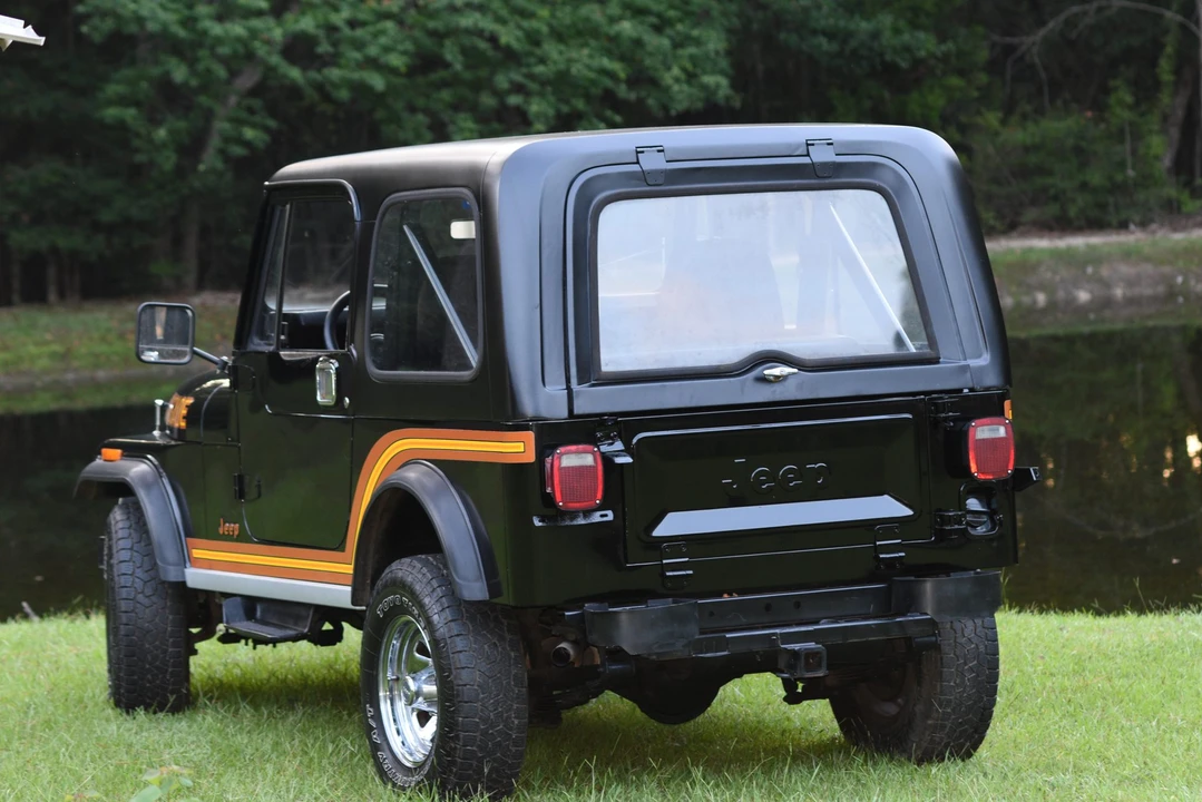 1986 Jeep CJ7 - Image 10 of 31