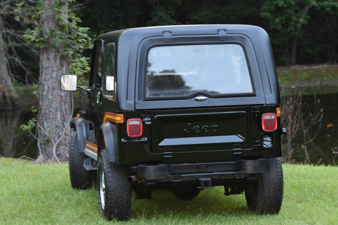 1986 Jeep CJ7 - Image 11 of 31