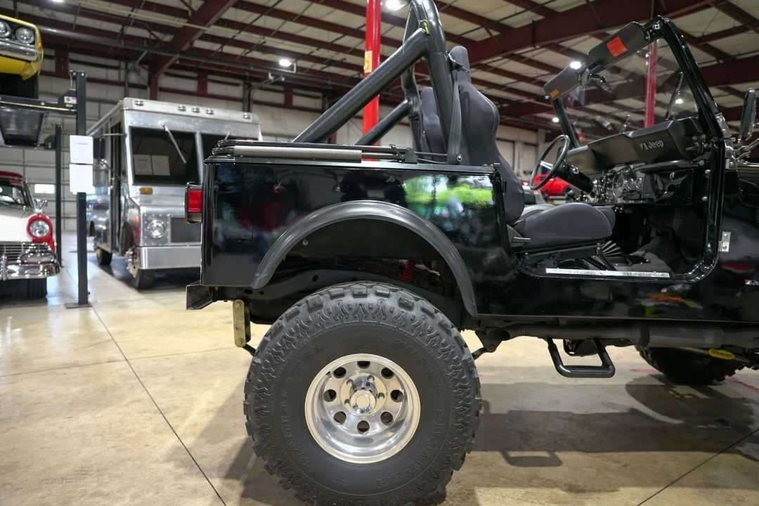 1986 Jeep CJ7 - Image 8 of 12