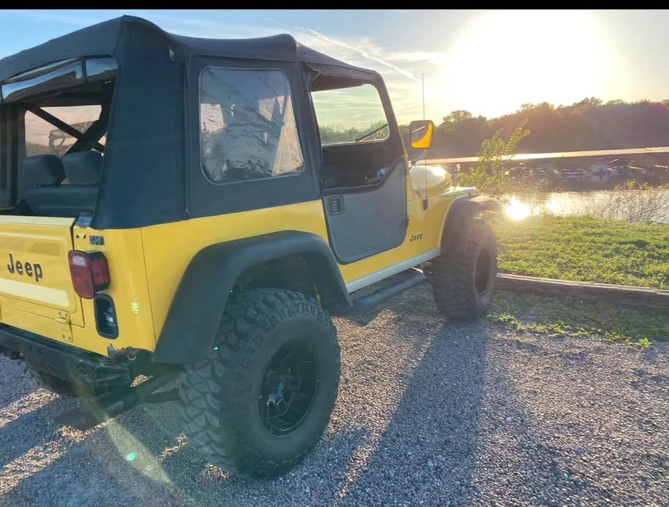 1986 Jeep CJ7 - Image 3 of 4