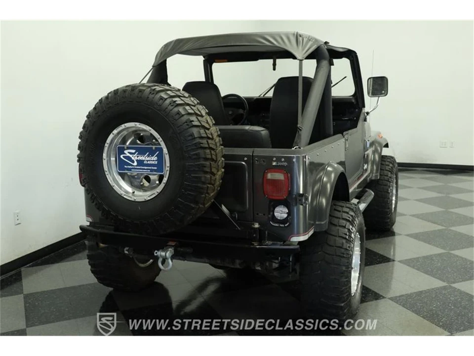 1986 Jeep CJ7 - Image 10 of 31