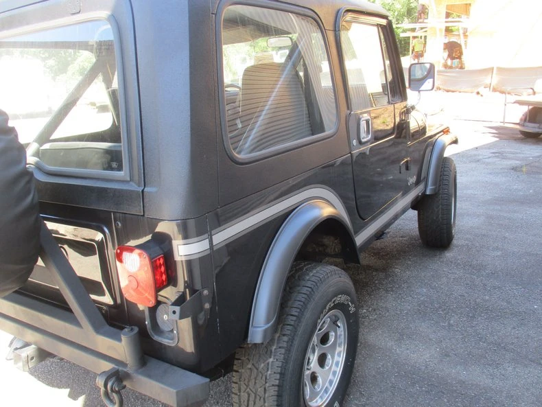 1986 Jeep CJ7 - Image 6 of 7