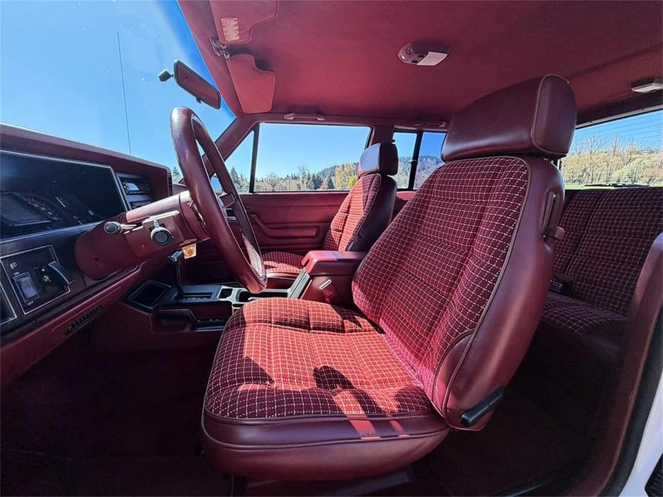 1986 Jeep XJ Cherokee - Image 5 of 31