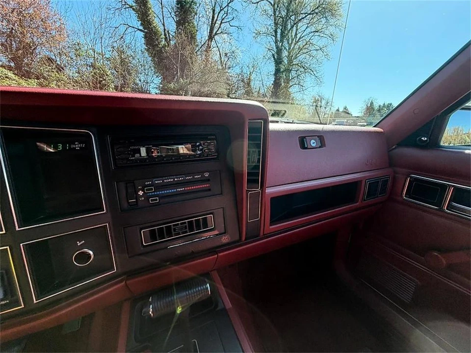 1986 Jeep XJ Cherokee - Image 26 of 31