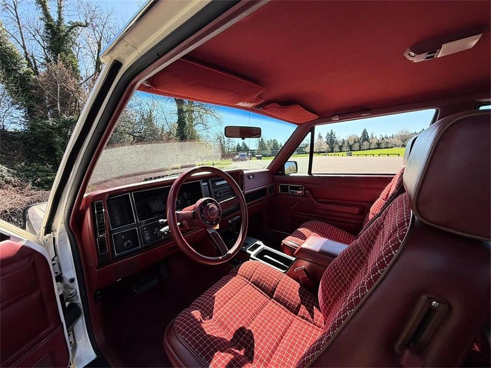 1986 Jeep XJ Cherokee - Image 6 of 31