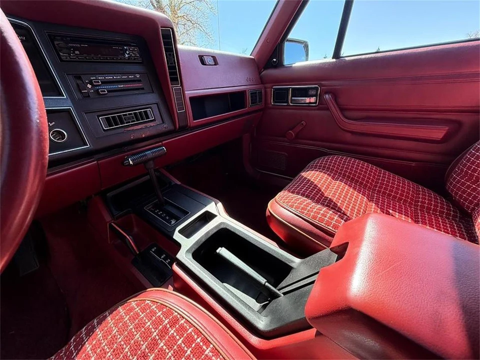 1986 Jeep XJ Cherokee - Image 27 of 31