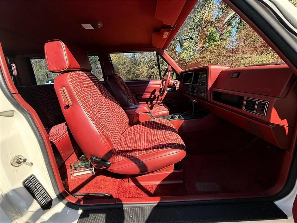 1986 Jeep XJ Cherokee - Image 31 of 31