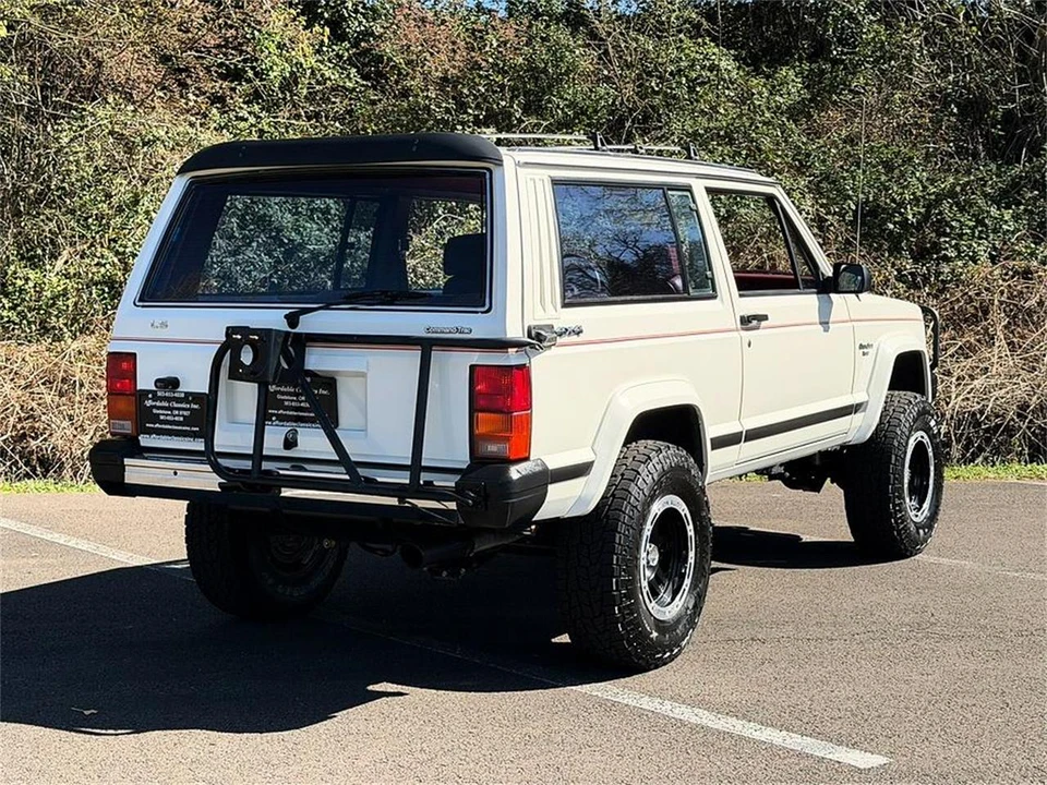 1986 Jeep XJ Cherokee - Image 4 of 31