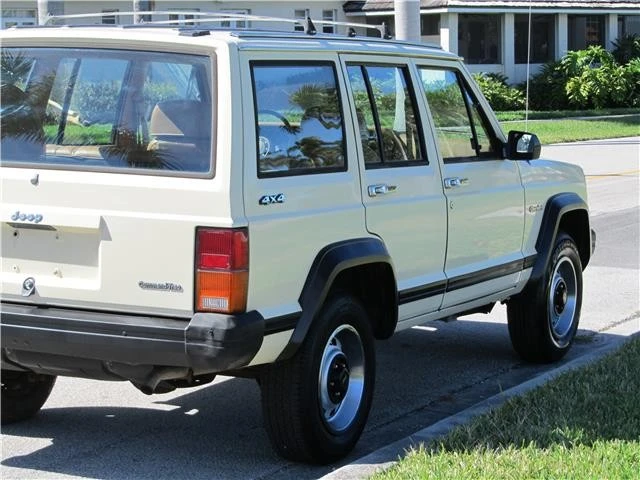 1986 Jeep XJ Cherokee - Image 6 of 12