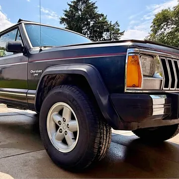 1986 Jeep Cherokee Laredo