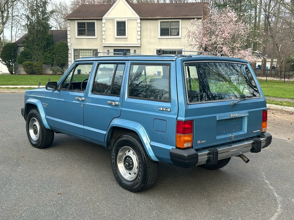 1986 Jeep XJ Cherokee - Image 17 of 31