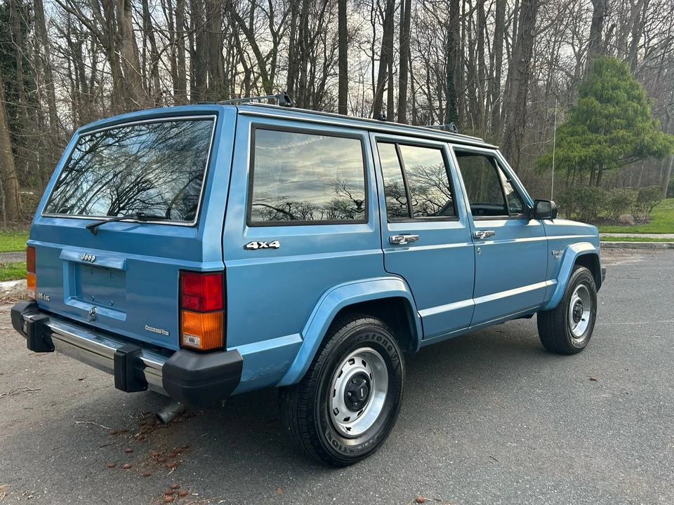 1986 Jeep XJ Cherokee - Image 12 of 31