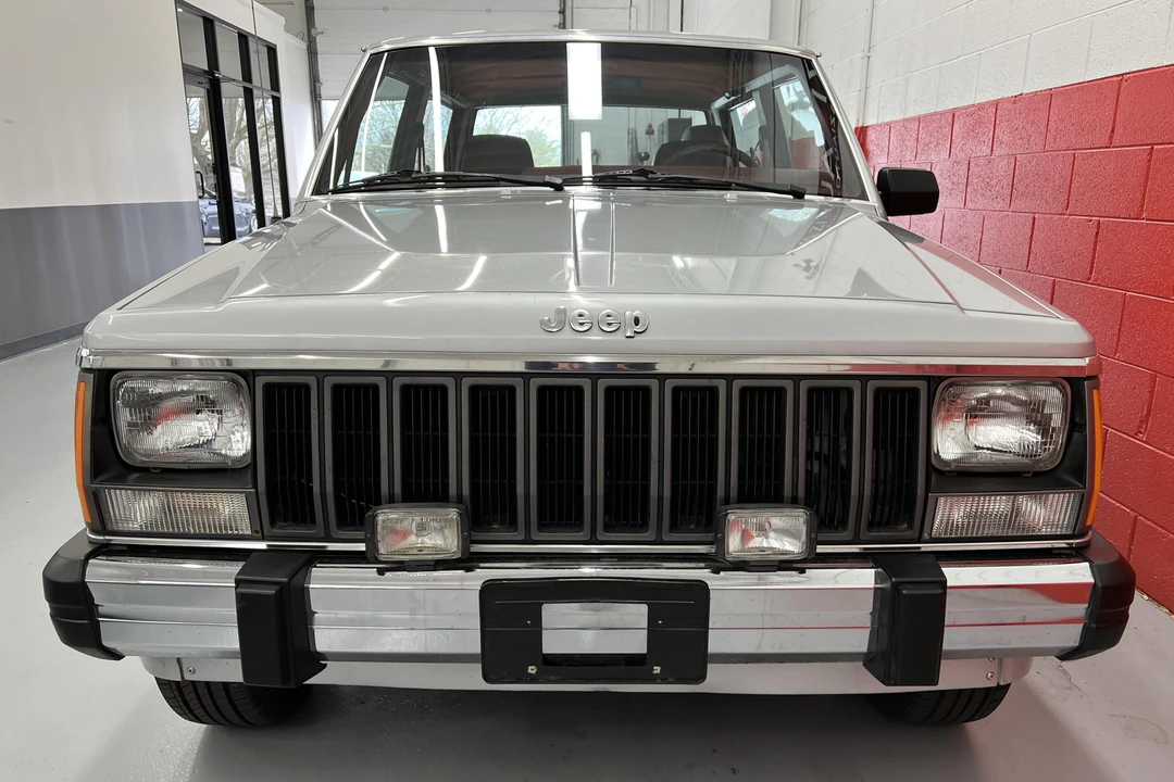 1986 Jeep XJ Cherokee - Image 2 of 7