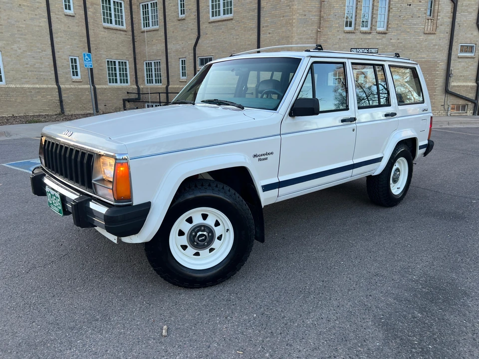 1986 Jeep XJ Cherokee - Image 12 of 31