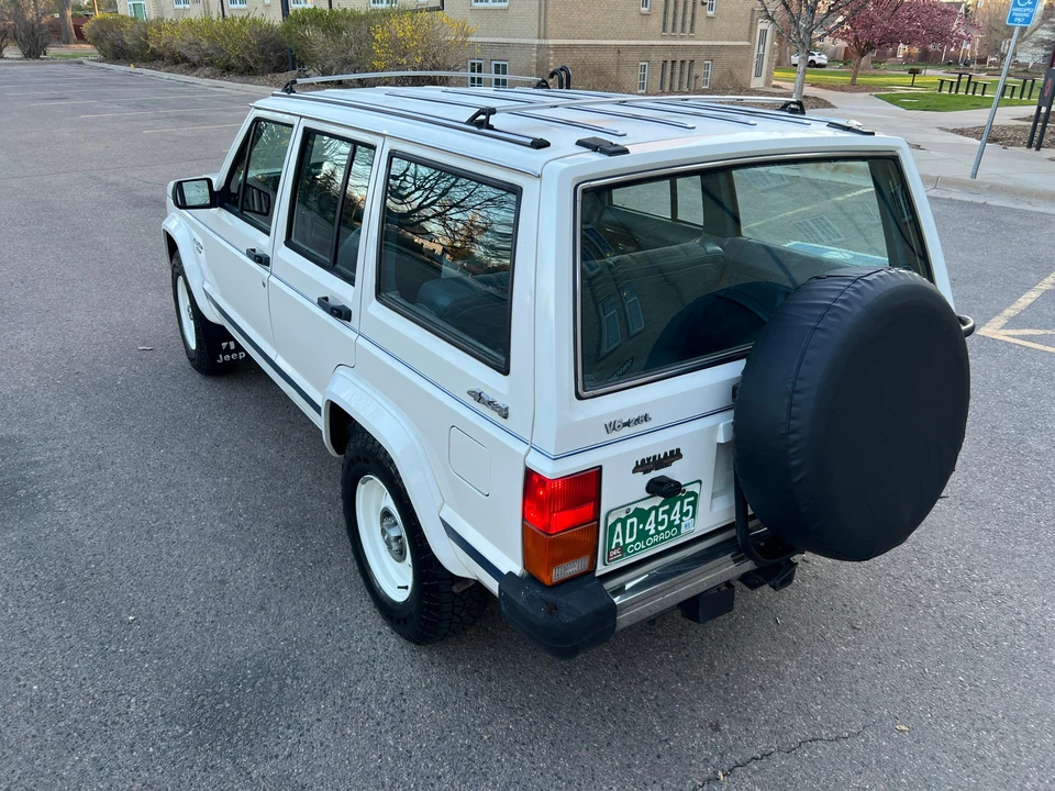1986 Jeep XJ Cherokee - Image 19 of 31