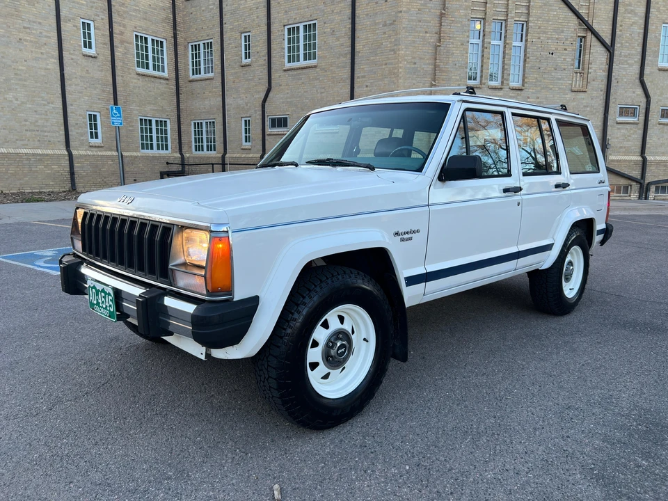 1986 Jeep XJ Cherokee - Image 11 of 31