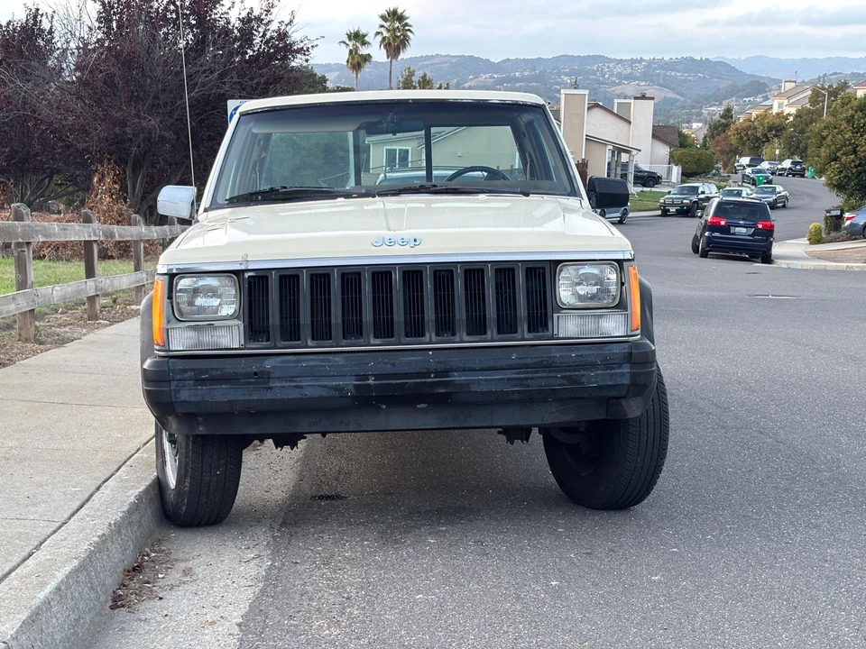 1986 Jeep Comanche - Image 7 of 31