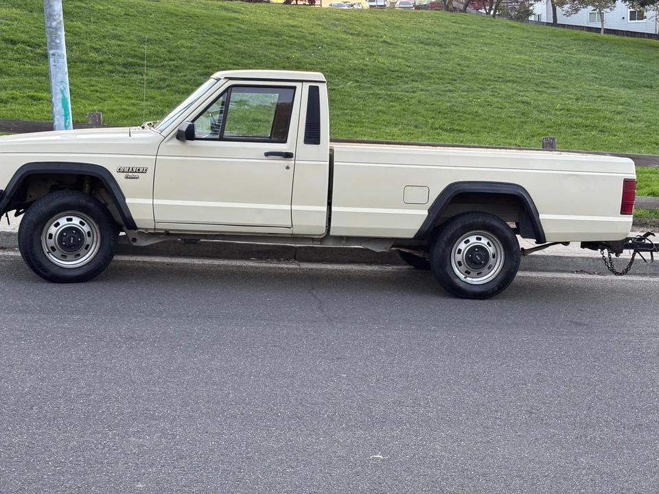 1986 Jeep Comanche - Image 17 of 31