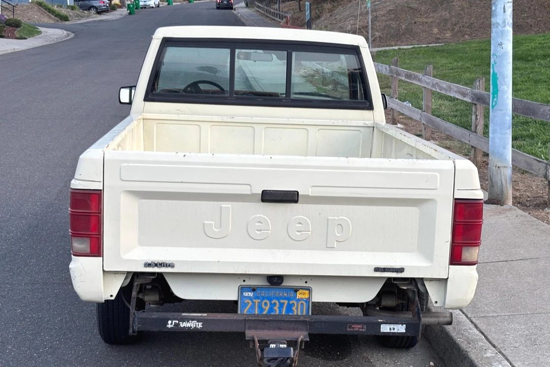 1986 Jeep Comanche - Image 5 of 31