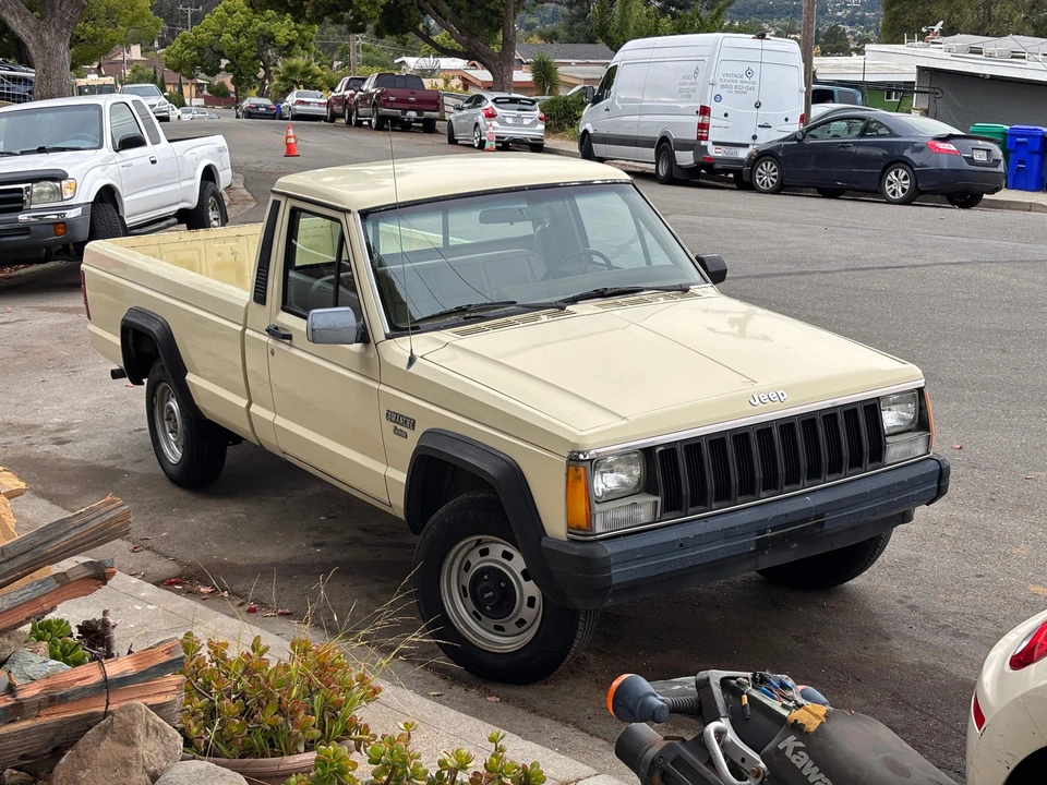 1986 Jeep Comanche - Image 14 of 31