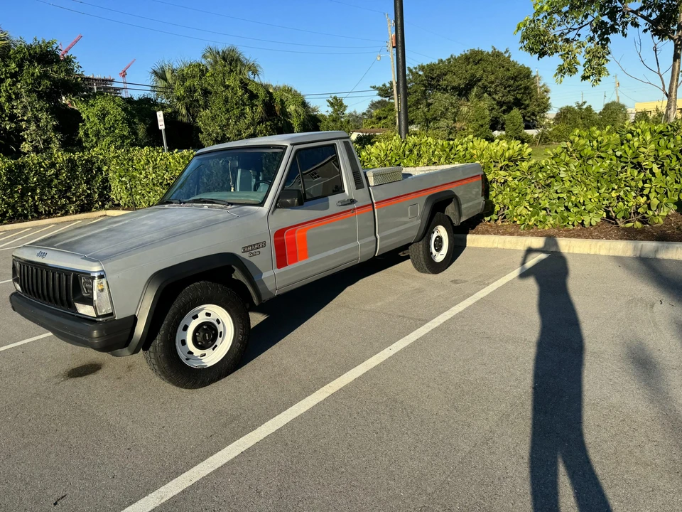 1986 Jeep Comanche - Image 14 of 31