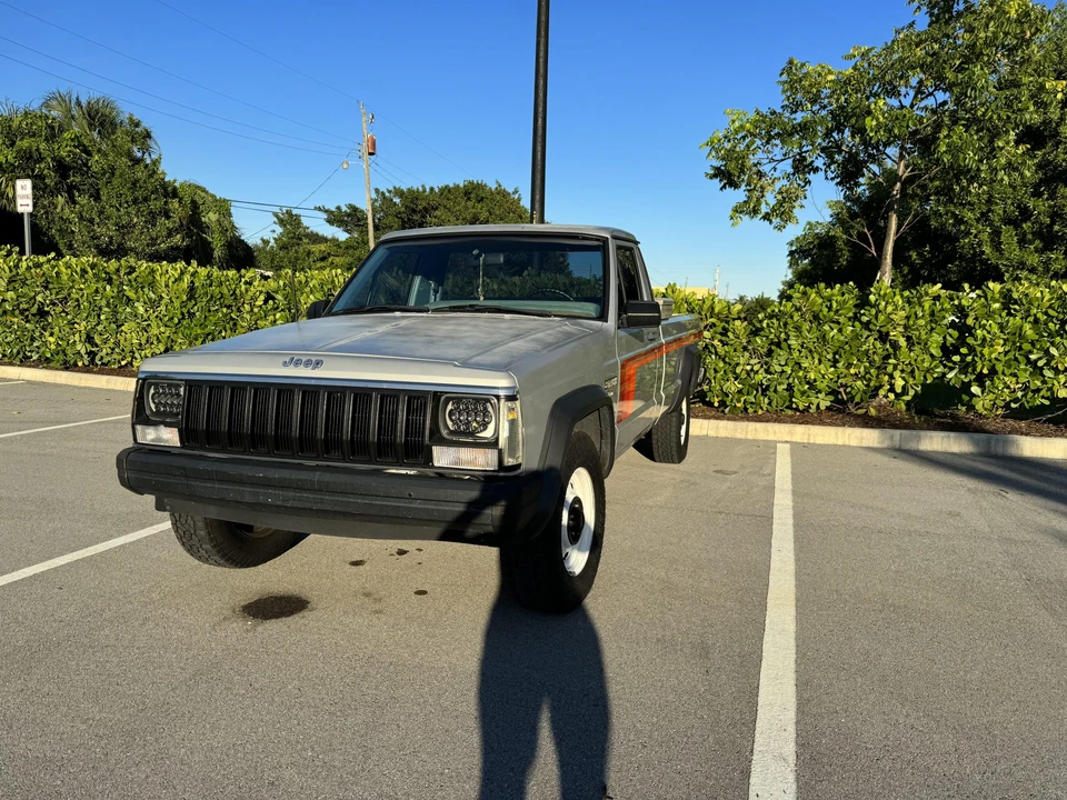 1986 Jeep Comanche - Image 12 of 31