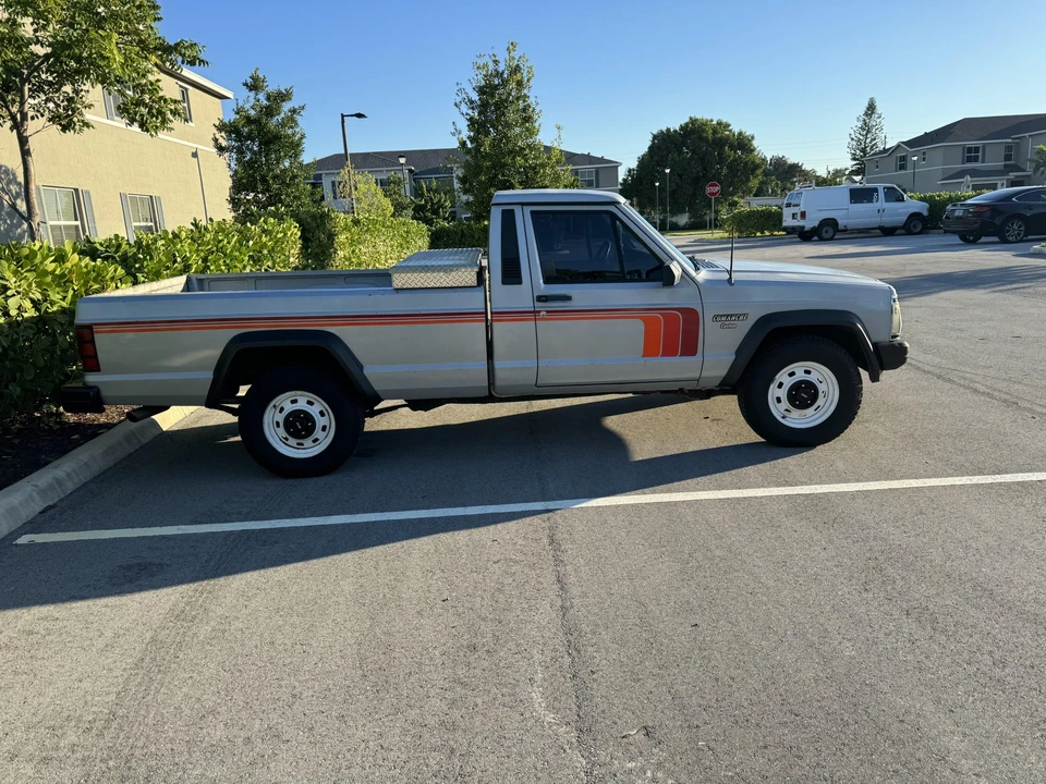 1986 Jeep Comanche - Image 22 of 31