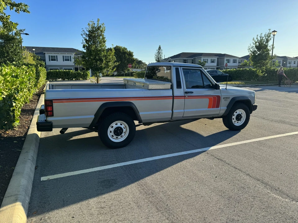 1986 Jeep Comanche - Image 21 of 31