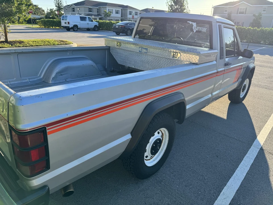 1986 Jeep Comanche - Image 31 of 31