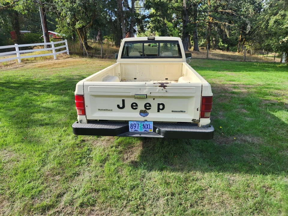 1986 Jeep Comanche - Image 7 of 31
