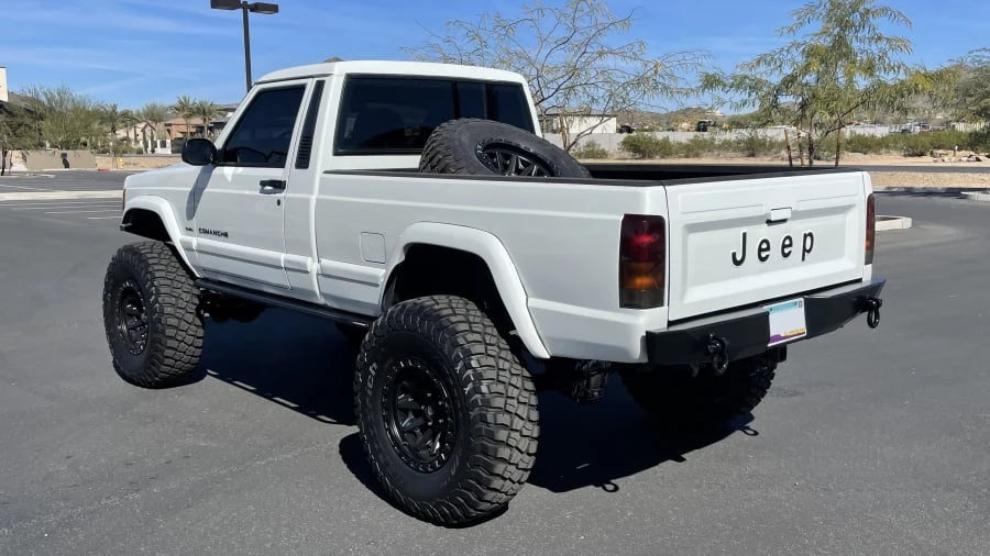 1986 Jeep Comanche - Image 3 of 14