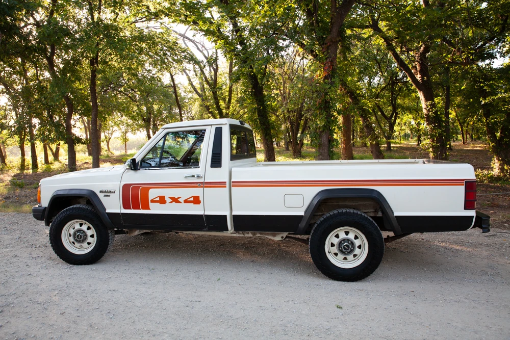 1986 Jeep Comanche - Image 28 of 31