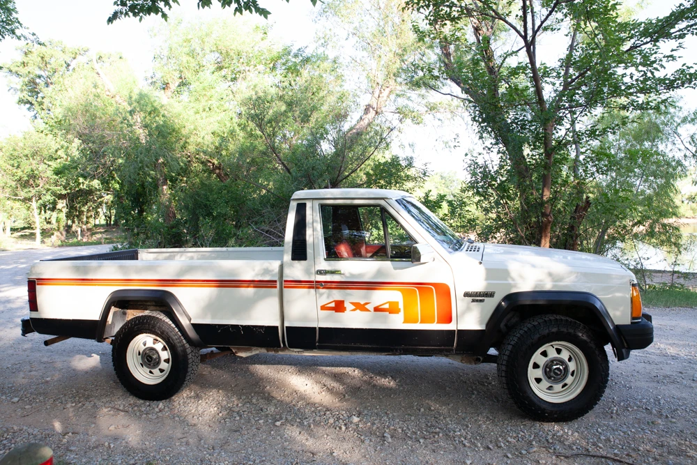 1986 Jeep Comanche - Image 15 of 31