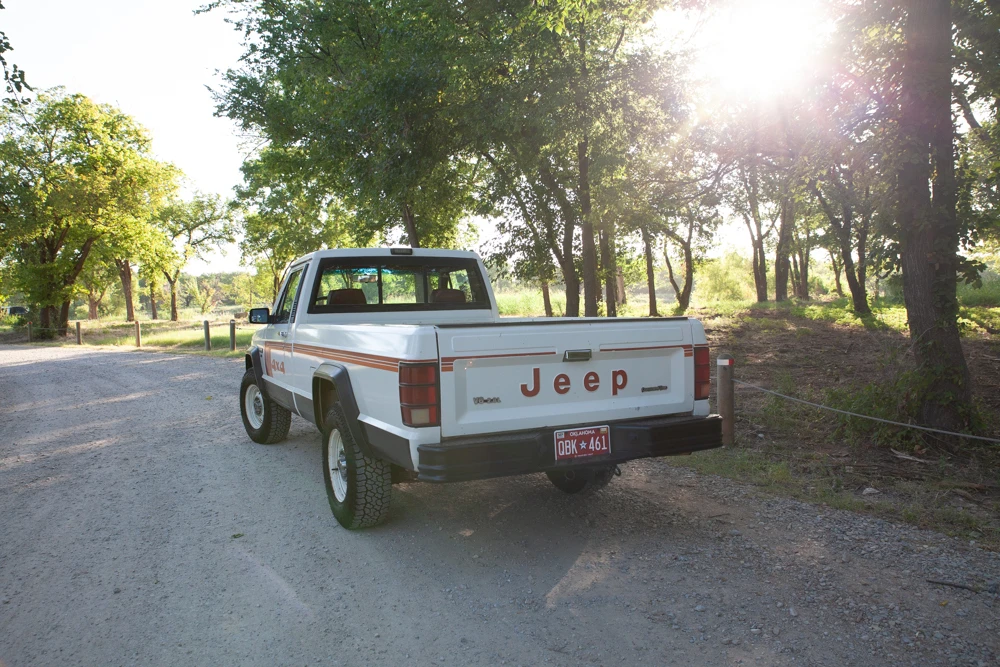 1986 Jeep Comanche - Image 23 of 31