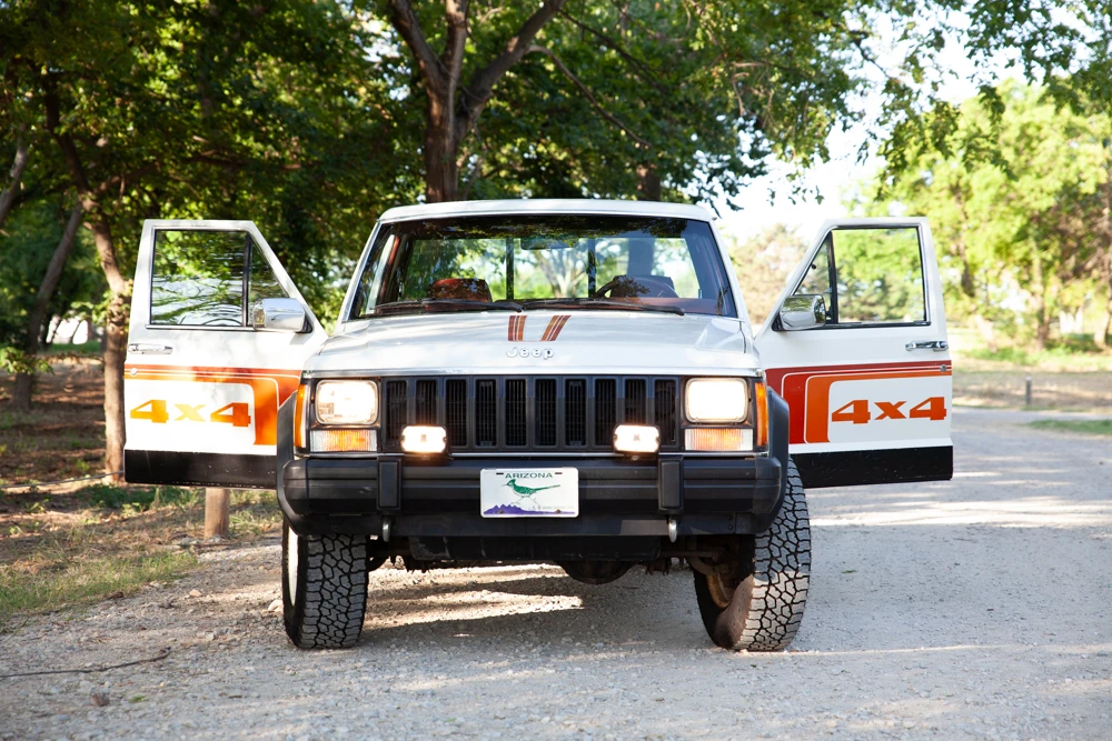 1986 Jeep Comanche - Image 9 of 31