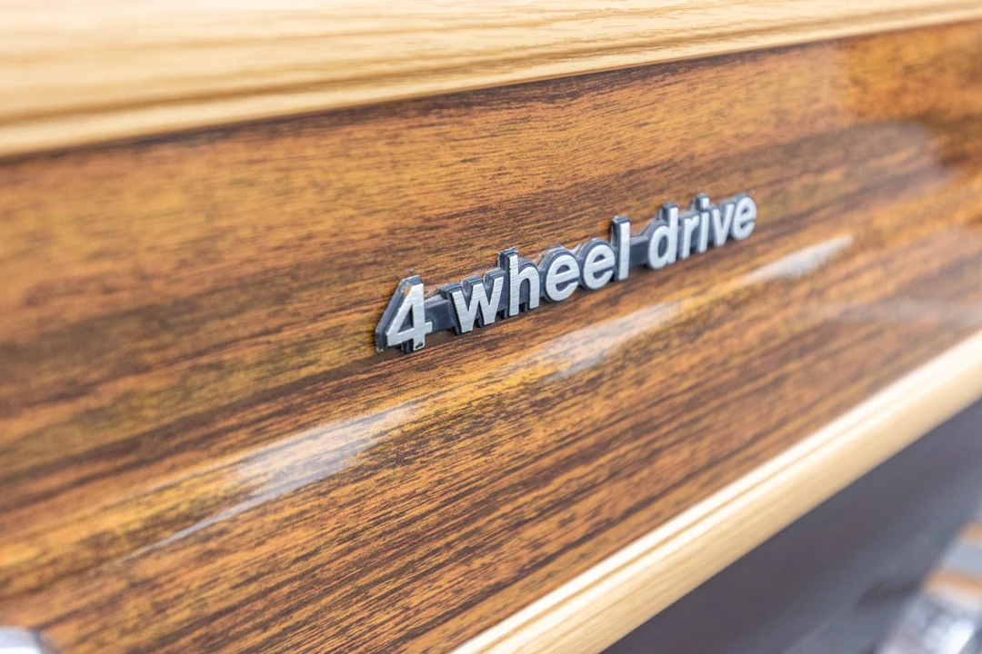 1986 Jeep SJ Grand Wagoneer - Image 28 of 31