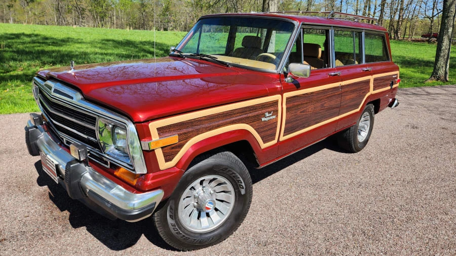 1986 Jeep SJ Grand Wagoneer - Image 6 of 24