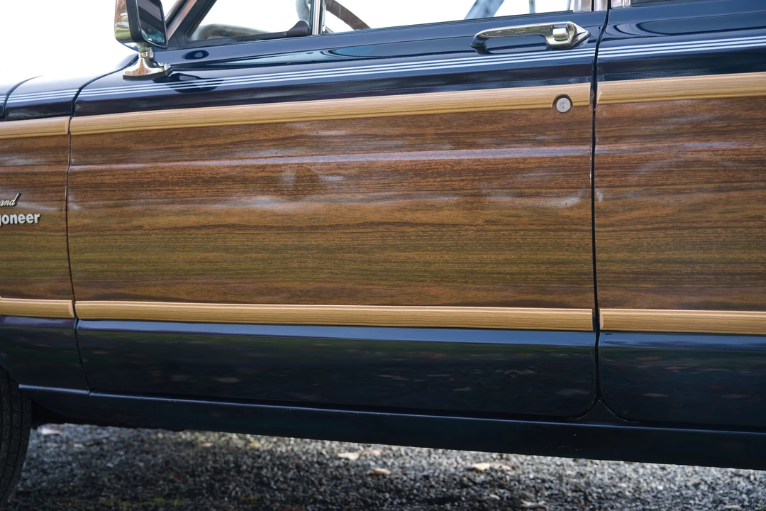 1986 Jeep SJ Grand Wagoneer - Image 27 of 31