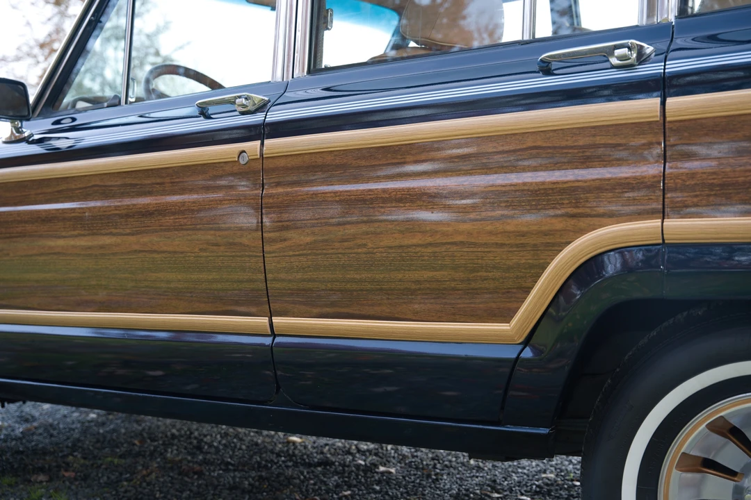 1986 Jeep SJ Grand Wagoneer - Image 28 of 31