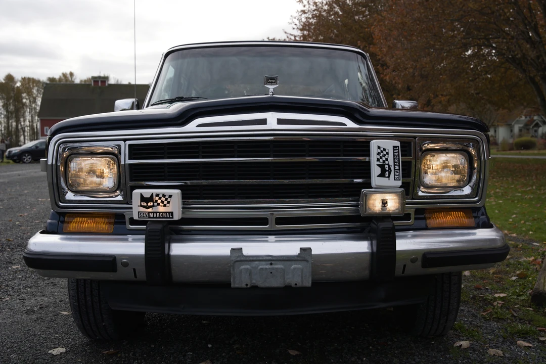 1986 Jeep SJ Grand Wagoneer - Image 16 of 31