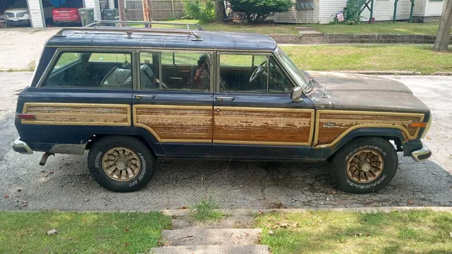 1986 Jeep Grand Wagoneer