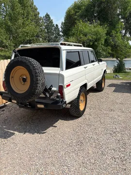 1986 Jeep Grand Wagoneer