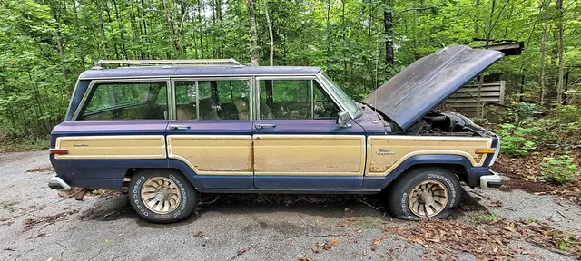 1986 Jeep Grand Wagoneer