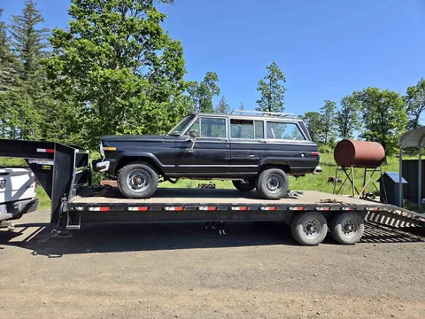 1986 Jeep Grand Wagoneer